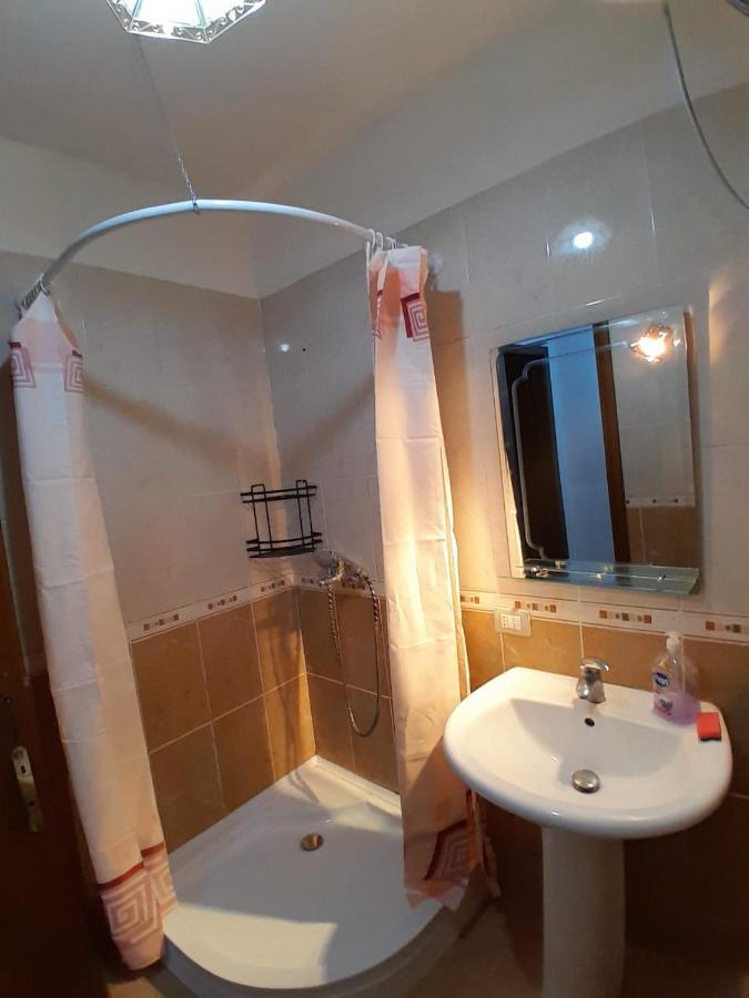 שקודר Cozy Apartment In The City Center 2 מראה חיצוני תמונה
